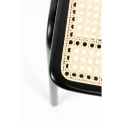 Chaise Rétro Perforée Vintage Jort En Hêtre Et Rotin Naturel - Zuiver -Magasin À Domicile chaise retro perforee vintage jort en hetre et rotin naturel zuiver 12