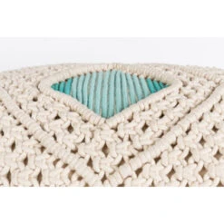 Coussin EVI Design Brodé Bleu Et Ivoire - Zuiver 13 Coussin EVI Design Brodé Bleu Et Ivoire - Zuiver -Magasin À Domicile coussin evi design brode bleu et ivoire zuiver 2