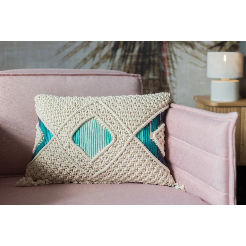 Coussin EVI Design Brodé Bleu Et Ivoire - Zuiver 8 Coussin EVI Design Brodé Bleu Et Ivoire - Zuiver – Image 6