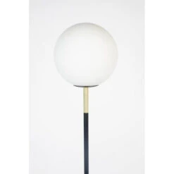 Lampadaire En Verre Blanc ORION Par Zuiver 16 Lampadaire En Verre Blanc ORION Par Zuiver -Magasin À Domicile lampadaire en verre blanc orion par zuiver 4