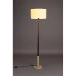 Lampadaire Jackson Dutchbone : L'élégance Du Bois Et Lin Pour Un éclairage Chaleureux 11 Lampadaire Jackson Dutchbone : L'élégance Du Bois Et Lin Pour Un éclairage Chaleureux -Magasin À Domicile lampadaire jackson dutchbone l elegance du bois et lin pour un eclairage chaleureux 2