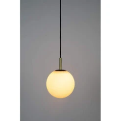 Suspension En Verre Blanc ORION 25cm Par Zuiver -Magasin À Domicile suspension en verre blanc orion 25cm par zuiver 7