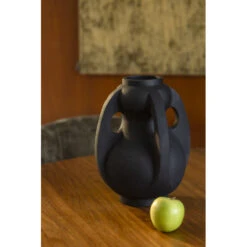 Grand Vase Thiago Noir Terra - Dutchbone -Magasin À Domicile vase thiago noir terra dutchbone 2